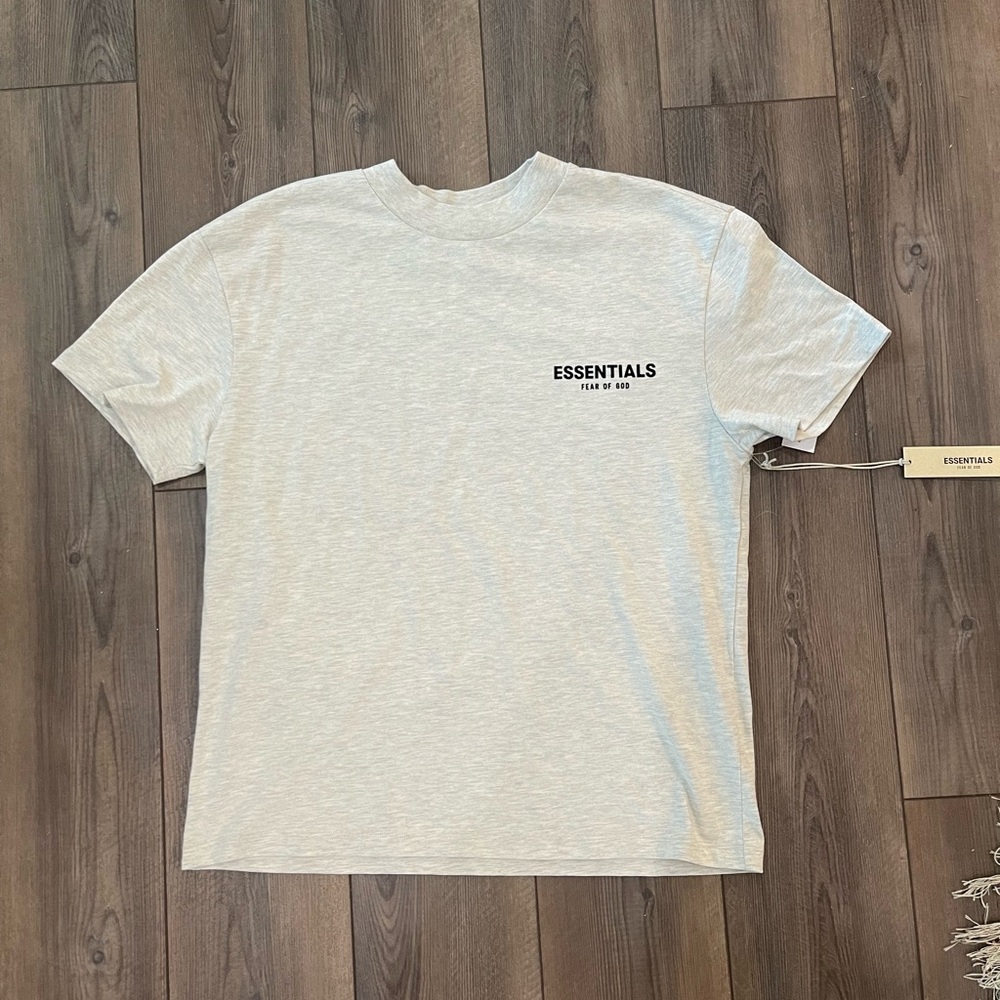 Gray T-Shirt for Men size small fits oversized